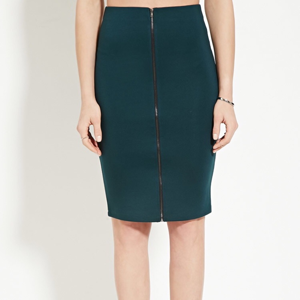 Green Pencil Skirt w/ Front Zipper, size Small